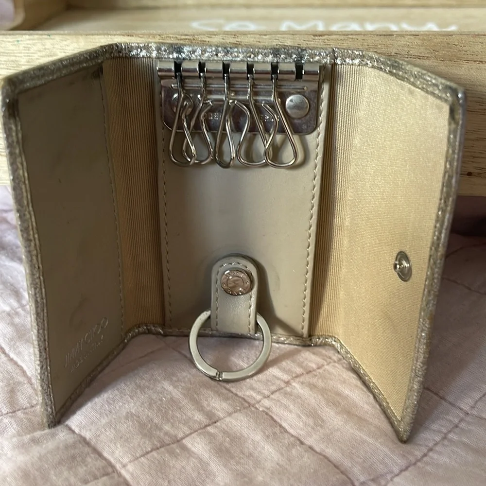 Jimmy Choo key holder - Picture 2 of 5